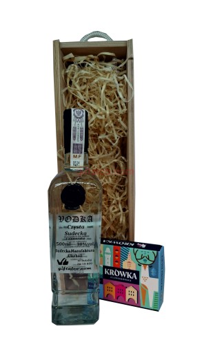 Wódka Czysta Sudecka 500ml Krówka Jeleniogórska 4szt zestaw prezentowy w skrzynce