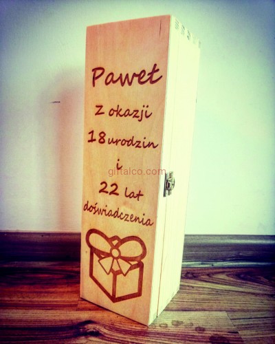 Skrzynka prezentowa z grawerem 40 urodziny