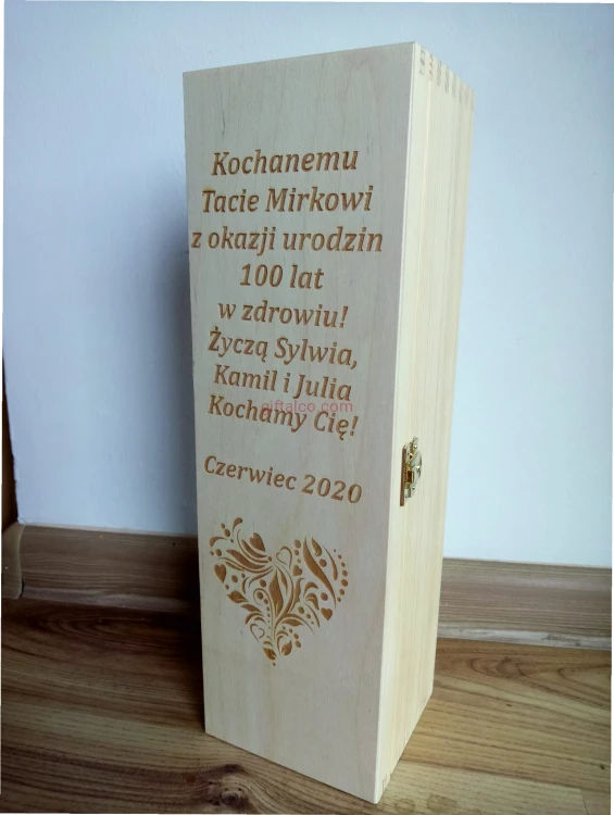 Skrzynka prezentowa z grawerem urodziny