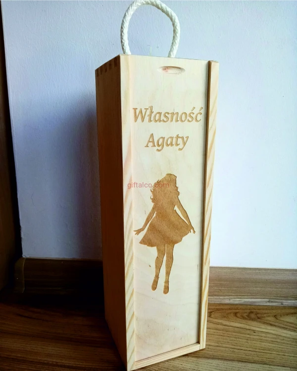 Skrzynka prezentowa z grawerem urodziny